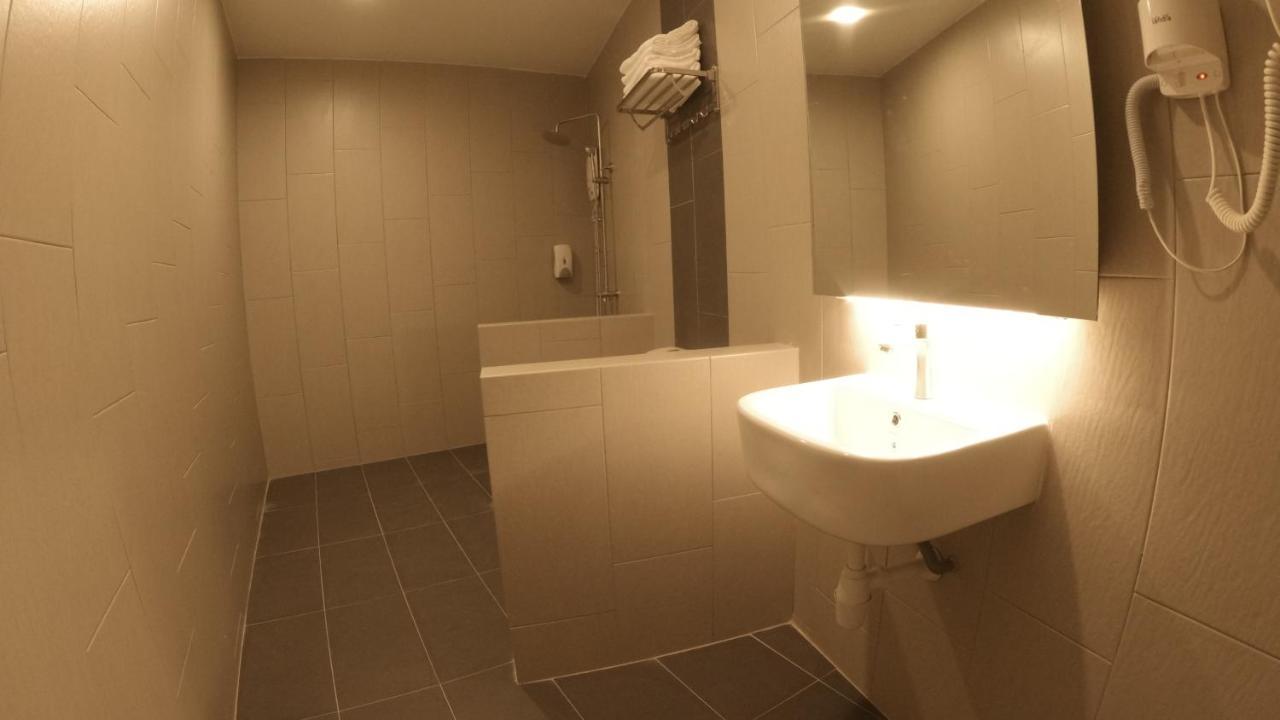 U Design Hotel Kuala Lipis Esterno foto